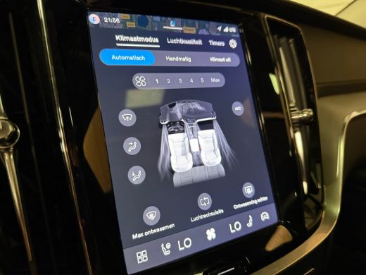 Volvo  V60 T6 AWD Recharge Ultra Dark | Trekhaak | 360 Camera | Schuifdak | Head-Up Display | Harman Kardon ... ActivLease financial lease