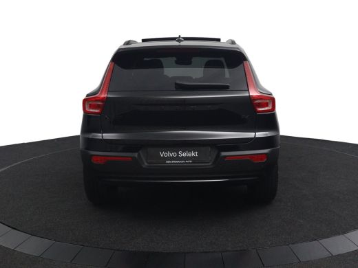 Volvo  XC40 2.0 B4 Plus Black Edition | Trekhaak | Panoramadak | 360 Camera | Harman/Kardon | ActivLease financial lease