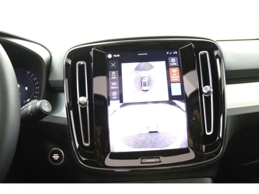 Volvo  XC40 2.0 B4 Plus Black Edition | Trekhaak | Panoramadak | 360 Camera | Harman/Kardon | ActivLease financial lease