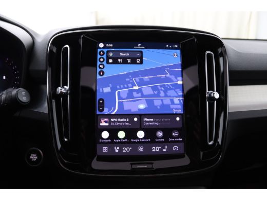 Volvo  XC40 2.0 B4 Plus Dark | Panoramadak | Trekhaak | 19 inch velgen | Elektrisch Verstelbare Stoelen | ActivLease financial lease