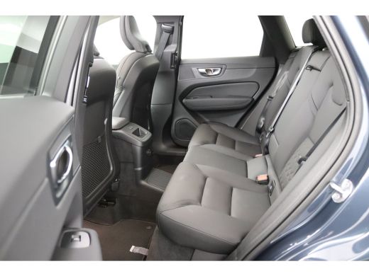Volvo  XC60 T6 AWD Ultra Dark | Luchtvering | Trekhaak | Head-Up | 360 Camera | Adaptieve Led Koplamp | ActivLease financial lease