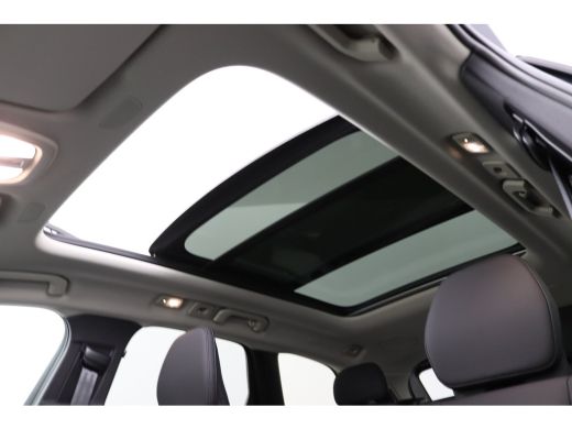 Volvo  XC60 T6 AWD Ultra Dark | Luchtvering | Trekhaak | Head-Up | 360 Camera | Adaptieve Led Koplamp | ActivLease financial lease