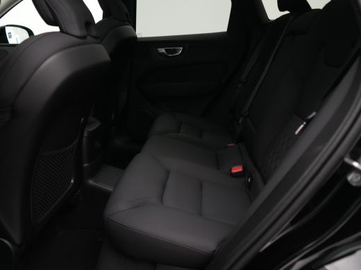 Volvo  XC60 T6 Recharge AWD Ultra Dark | Luchtvering | Head-Up | 360&deg; Camera | Panoramadak | Trekhaak | Harma... ActivLease financial lease