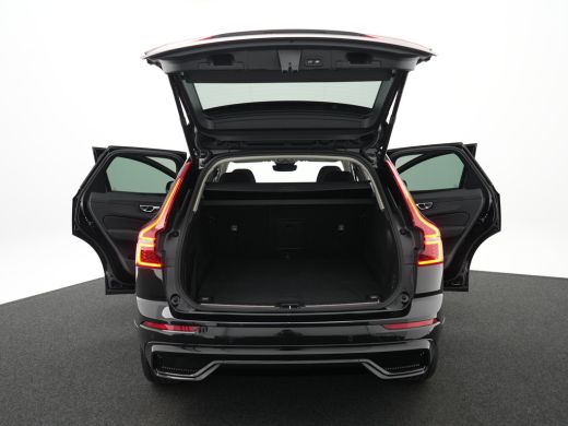 Volvo  XC60 T6 Recharge AWD Ultra Dark | Luchtvering | Head-Up | 360&deg; Camera | Panoramadak | Trekhaak | Harma... ActivLease financial lease