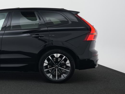 Volvo  XC60 T6 Recharge AWD Ultra Dark | Luchtvering | Head-Up | 360&deg; Camera | Panoramadak | Trekhaak | Harma... ActivLease financial lease
