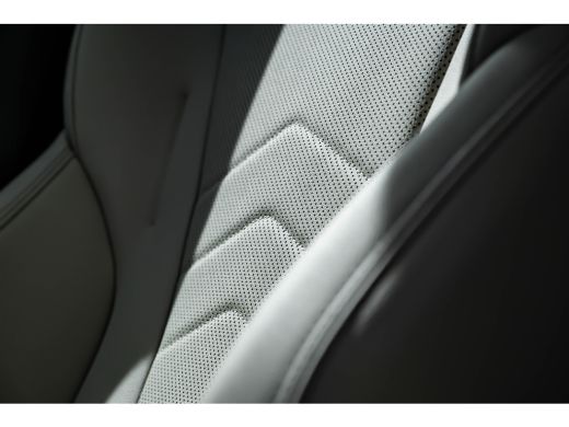 BMW X1 xDrive25e 245PK AUTO 245PK | Head-up Display | 360 Camera | App connect | Keyless | Climate contr... ActivLease financial lease