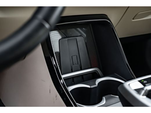 BMW X1 xDrive25e 245PK AUTO 245PK | Head-up Display | 360 Camera | App connect | Keyless | Climate contr... ActivLease financial lease