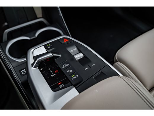 BMW X1 xDrive25e 245PK AUTO 245PK | Head-up Display | 360 Camera | App connect | Keyless | Climate contr... ActivLease financial lease