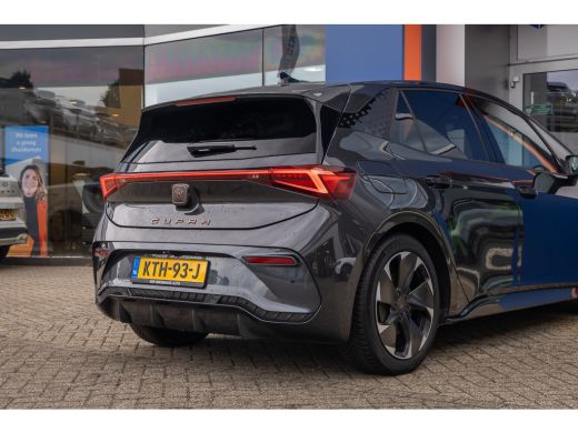 CUPRA Born Adrenaline 62 kWh | Cruise Control Adaptief | Apple Carplay/Android Auto | 19'' L.M . | Navi | LE... ActivLease financial lease