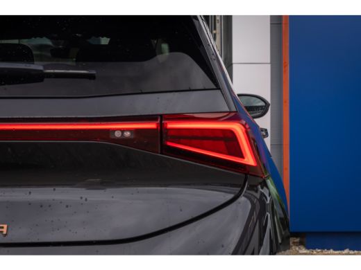 CUPRA Born Adrenaline 62 kWh | Cruise Control Adaptief | Apple Carplay/Android Auto | 19'' L.M . | Navi | LE... ActivLease financial lease