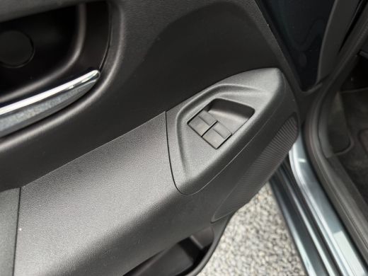 Peugeot 108 1.0 e-VTi Allure | AIRCO| APPLE CARPLAY/ANDROID AUTO| CRUISE CONTROL| LED DAGRIJVERLICHTING ActivLease financial lease