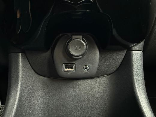 Peugeot 108 1.0 e-VTi Allure | AIRCO| APPLE CARPLAY/ANDROID AUTO| CRUISE CONTROL| LED DAGRIJVERLICHTING ActivLease financial lease