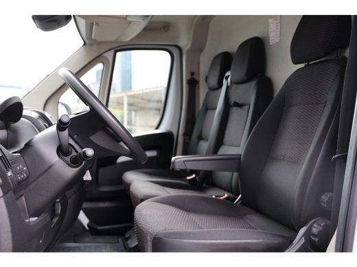 Peugeot Boxer 435 2.2 BlueHDi 140PK L4H2 ActivLease financial lease