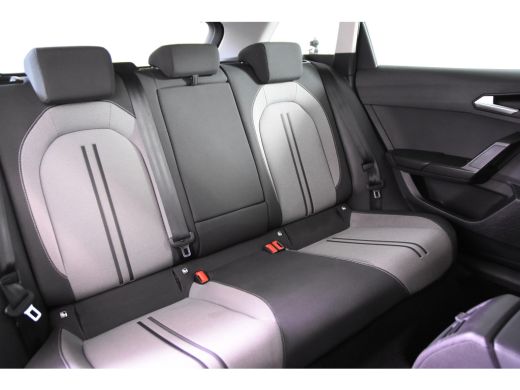 Seat Leon Sportstourer 1.5 TSI *1ste Eigenaar*Navigatie*Carplay*PDC* ActivLease financial lease