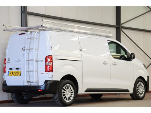 Toyota ProAce 2.0 D-4D Live L2H1 LANG AUTOMAAT ActivLease financial lease