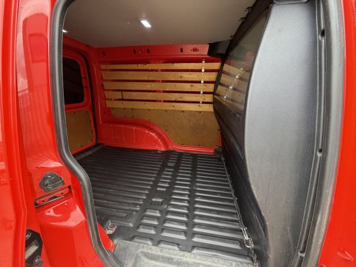 Volkswagen Caddy 2.0 TDI 102 PK Euro 6 L1H1 Trekhaak/cruise control/navigatie systeem ActivLease financial lease