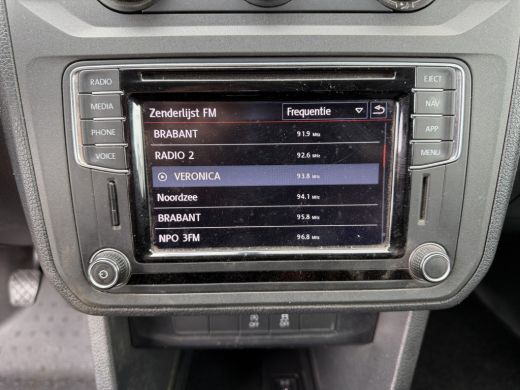 Volkswagen Caddy 2.0 TDI 102 PK Euro 6 L1H1 Trekhaak/cruise control/navigatie systeem ActivLease financial lease