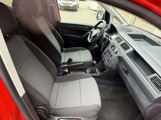 Volkswagen Caddy 2.0 TDI 102 PK Euro 6 L1H1 Trekhaak/cruise control/navigatie systeem ActivLease financial lease