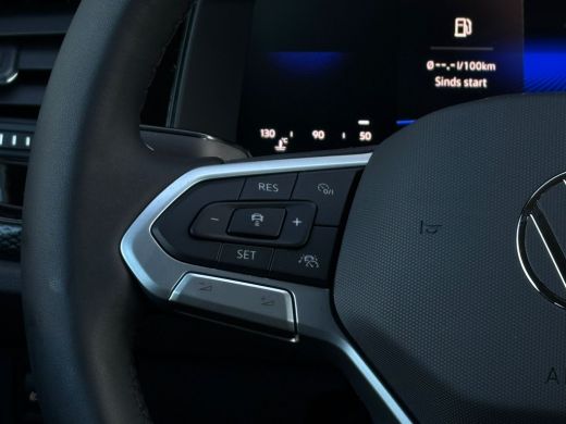 Volkswagen Polo Life Edition | 'App-Connect' smartphone integratie | Buitenspiegels elektrisch instel- verwarm- e... ActivLease financial lease