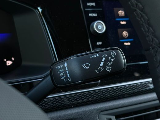 Volkswagen Polo Life Edition | 'App-Connect' smartphone integratie | Buitenspiegels elektrisch instel- verwarm- e... ActivLease financial lease