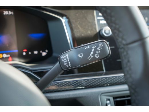 Volkswagen Polo Life Edition | 'App-Connect' smartphone integratie | Buitenspiegels elektrisch instel- verwarm- e... ActivLease financial lease