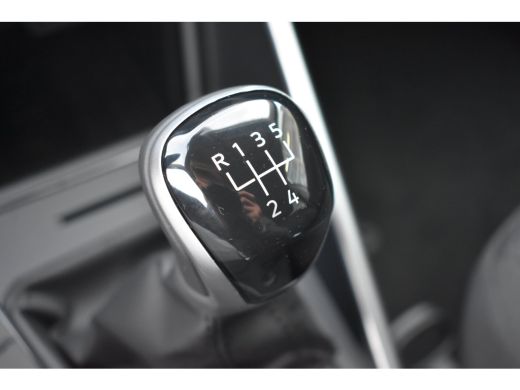 Volkswagen Polo Life Edition | 'App-Connect' smartphone integratie | Buitenspiegels elektrisch instel- verwarm- e... ActivLease financial lease