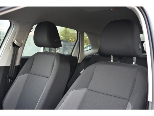 Volkswagen Polo Life Edition | 'App-Connect' smartphone integratie | Buitenspiegels elektrisch instel- verwarm- e... ActivLease financial lease