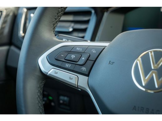 Volkswagen Polo Life Edition | 'App-Connect' smartphone integratie | Buitenspiegels elektrisch instel- verwarm- e... ActivLease financial lease