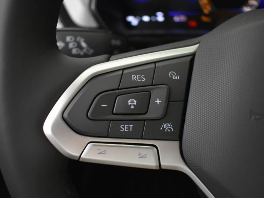 Volkswagen T-Cross Life Edition | 'App-Connect' draadloze smartphone integratie | Achterlichten LED | Afstandscontro... ActivLease financial lease