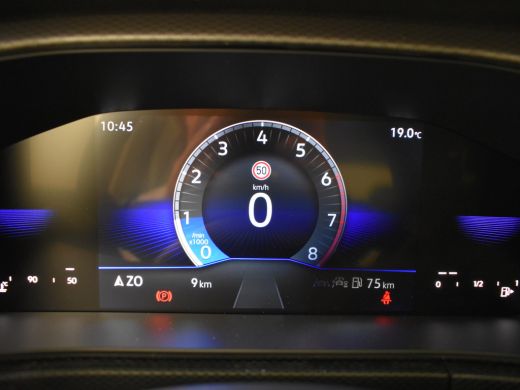 Volkswagen T-Cross Life Edition | 'App-Connect' draadloze smartphone integratie | Achterlichten LED | Afstandscontro... ActivLease financial lease