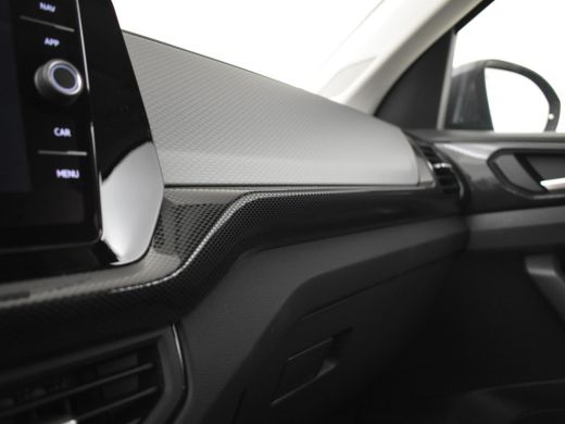 Volkswagen T-Cross Life Edition | 'App-Connect' draadloze smartphone integratie | Achterlichten LED | Afstandscontro... ActivLease financial lease