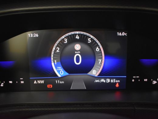 Volkswagen T-Cross Life Edition | 'App-Connect' draadloze smartphone integratie | Achterlichten LED | Afstandscontro... ActivLease financial lease