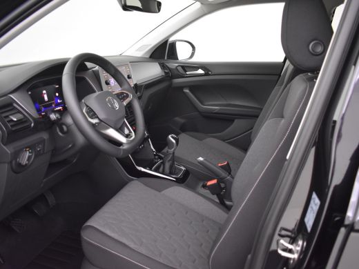 Volkswagen T-Cross Life Edition | 'App-Connect' draadloze smartphone integratie | Achterlichten LED | Afstandscontro... ActivLease financial lease