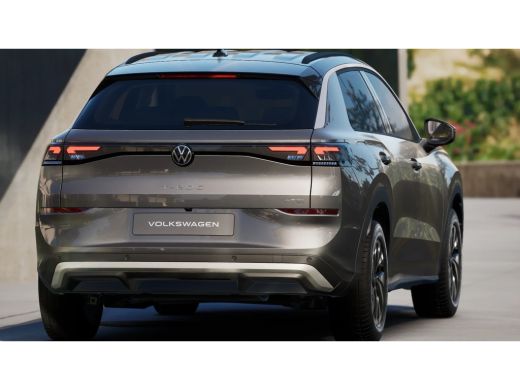 Volkswagen T-Roc Limited Edition | 'App-Connect' draadloze smartphone integratie | Automatische afstandsregeling (... ActivLease financial lease