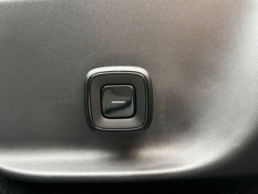 Volvo  EX30 Twin Motor Performance Ultra 69 kWh | Panoramadak | 360 camera | Harman/Kardon | 428pk! | ActivLease financial lease
