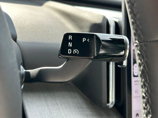 Volvo  EX30 Twin Motor Performance Ultra 69 kWh | Panoramadak | 360 camera | Harman/Kardon | 428pk! | ActivLease financial lease