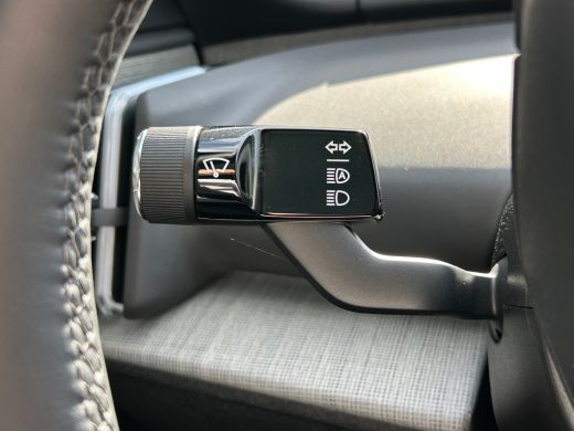 Volvo  EX30 Twin Motor Performance Ultra 69 kWh | Panoramadak | 360 camera | Harman/Kardon | 428pk! | ActivLease financial lease