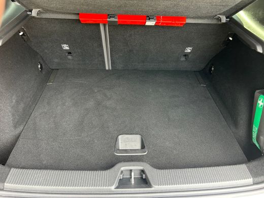 Volvo  EX30 Twin Motor Performance Ultra 69 kWh | Panoramadak | 360 camera | Harman/Kardon | 428pk! | ActivLease financial lease