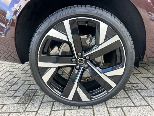 Volvo  XC60 2.0 T8 Plug-in hybrid AWD Ultra Dark | Facelift | Polestar Optimisation | Luchtvering | Bowers&Wi... ActivLease financial lease