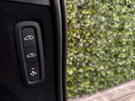 Volvo  XC90 T8 AWD Recharge Ultra Dark | Full Option! | Bowers & Wilkins | Luchtvering | Stoelventilatie | Tr... ActivLease financial lease