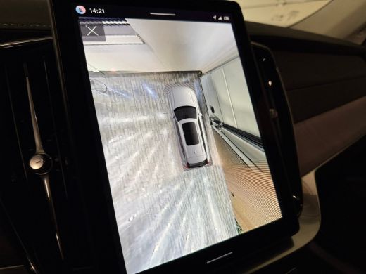 Volvo  XC90 T8 AWD Recharge Ultra Dark | Full Option! | Bowers & Wilkins | Luchtvering | Stoelventilatie | Tr... ActivLease financial lease