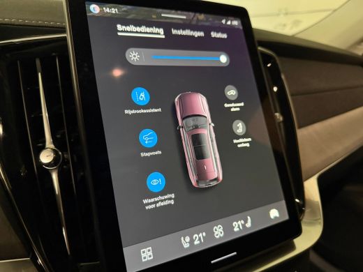 Volvo  XC90 T8 AWD Recharge Ultra Dark | Full Option! | Bowers & Wilkins | Luchtvering | Stoelventilatie | Tr... ActivLease financial lease