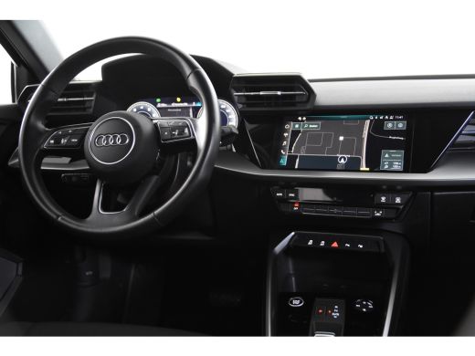 Audi A3 Sportback 30 TFSI S-tronic *1ste Eigenaar*Navigatie*PDC* ActivLease financial lease