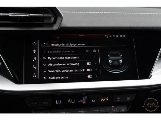 Audi A3 Sportback 40 TFSIe Sline Pano Maxton B&O ACC Parkeerhulp Keyless ActivLease financial lease