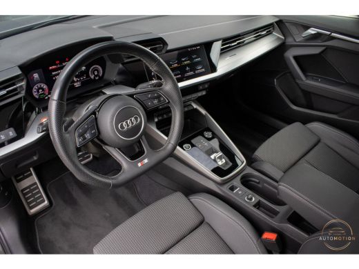 Audi A3 Sportback 40 TFSIe Sline Pano Maxton B&O ACC Parkeerhulp Keyless ActivLease financial lease