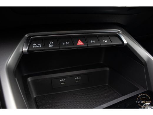 Audi A3 Sportback 40 TFSIe Sline Pano Maxton B&O ACC Parkeerhulp Keyless ActivLease financial lease