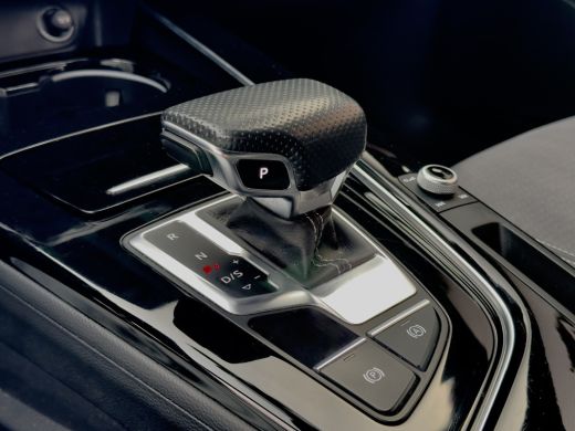 Audi A4 Avant 40 TFSI AUT7 QUATTRO S-LINE COMPETITION EDITION LEDER NAVI DIGI-DASH APPLE-CARPLAY LED LMV PDC ActivLease financial lease