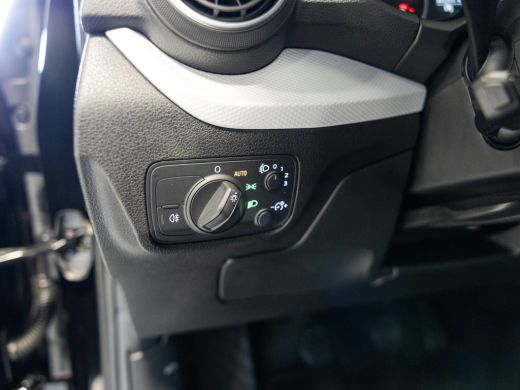 Audi Q2 30 TFSI Pro Line / 116pk / Stoelverwarming / Automatische klimaatregeling / ActivLease financial lease