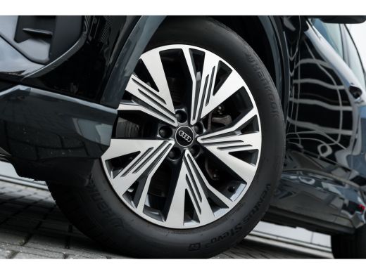 Audi Q4 e-tron 40 Launch edition Advanced 77 kWh 204PK | Stoelverwarming | Cruise control | Elektrische achterkl... ActivLease financial lease