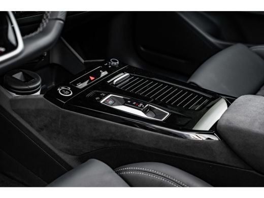 Audi Q6 e-tron S edition Performance 100 kWh 388PK | Luchtvering | Panoramadak | Head-up display | Bang & Olufse... ActivLease financial lease